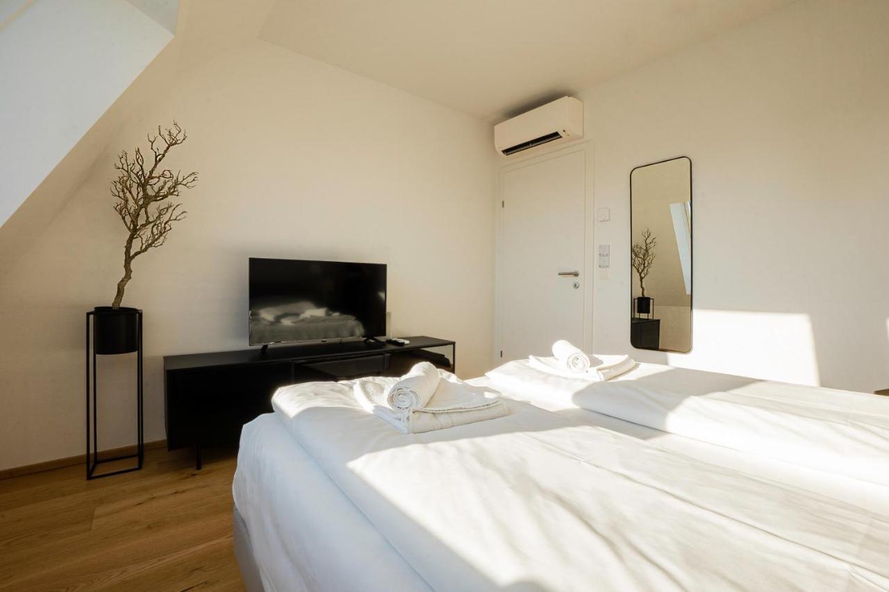 Orestaliving - Penthouse With Designer Renovation * Vienne